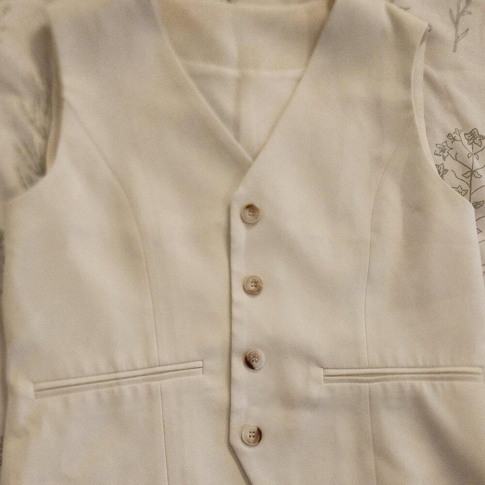 White button up vest